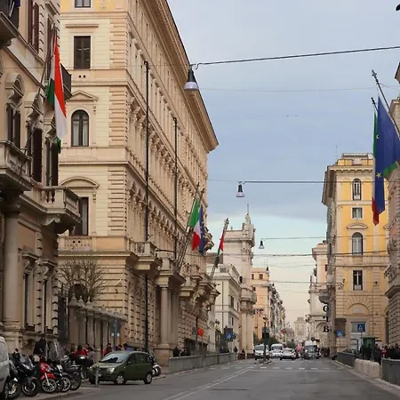 Bed and breakfast Trevi Grand Blu 4*